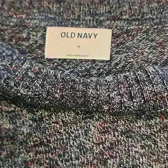 Old Navy crew neck sweater - Picture 4 of 9